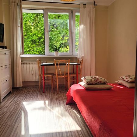 Sunny And Lovely Apartment. Near Chopin Airport! Varsóvia Exterior foto