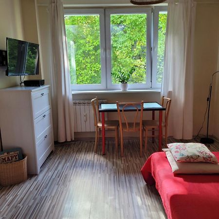 Sunny And Lovely Apartment. Near Chopin Airport! Varsóvia Exterior foto